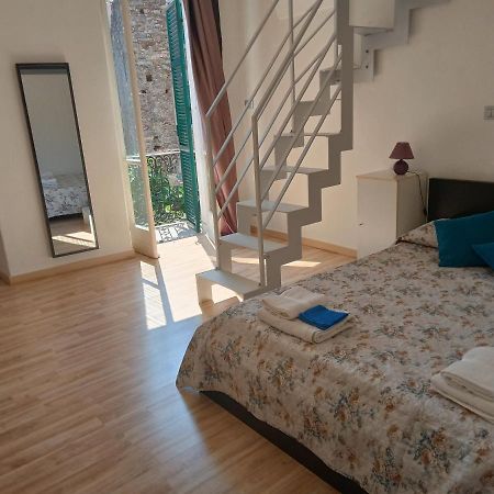 La Casetta Di Giulia Dolceacqua Exterior foto